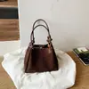Bolsa de Ombro para Axila Outono Feminina Nova Estilo 2026 Nova Pequena de Nicho Retrô de Ombro Único Meilade para Ir ao Trabalho Bolsa Balde Feminina