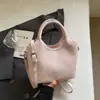 Bolsa Transversal de Ombro Único Transfronteiriça 2026 Nova Moda Feminina de Nicho Bolsa de Mão Matte Retrô Casual Bolsa de Balde