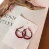 Pendientes Rojos Estilo Retro Hong Kong Electrochapados, Pendientes Elegantes Franceses de Año Nuevo para Mujer, Pendientes de Aleación de Perlas de Alta Gama