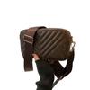 2025 Nuevo Estilo Retro Moda Commuter Bolso Cuadrado Pequeño, Simple y Casual Correa Ancha para el Hombro Bolso de Hombro Único Cruzado
