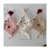 Sombrero de Lana Tejido Hecho a Mano con Borlas Estilo Coreano para Niños Protección para los Oídos Otoño e Invierno Cálido y Lindo para Bebé Sombrero Puntiagudo Venta al por Mayor