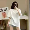 Camiseta feminina de seda de leite, cor cinza claro, manga curta, gola redonda, corte solto, modeladora, versátil, novo estilo de verão com estampa de pônei