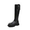 938 Botas Femininas Estilo Britânico 2025 Outono e Inverno Nova Moda Botas de Cano Alto Sola Branca Sola Grossa Alargadas Botas de Cavaleiro