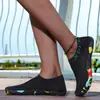 Novos Produtos Transfronteiriços: Sapatos de Fitness para Natação Indoor Masculinos, Sapatos Aquáticos para Caminhada ao Ar Livre e Praia Femininos, Meias de Cinco Dedos para Casal, Sapatos para Rafting