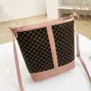 Bolsos de moda para mujer 2026 bolsos para dama comercio exterior bolsos pequeños al por mayor bolsos de hombro bolsos de cubo estampados clásicos para mujer