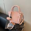 Bolso de Mano de Alta Gama para Mujer 2026 Nuevo de Moda Versátil Bolso de Hombro para Viajes Diarios Bolso Cruzado Tipo Cubo