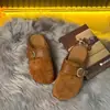 Sapatos femininos com solas grossas, estilo slip-on, bico fechado e visual casual, perfeitos para o outono e inverno de 2026