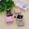 Stock Listo Venta al Mayoreo Caja Cuadrada Pequeña para Joyería Papel Floral Rosa Caja para Anillos con Tapa y Base Caja para Aretes