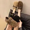 Pantuflas de piel de oveja estilo francés para mujer, nueva colección de invierno 2026, suela gruesa, forradas de felpa, zapatos de algodón tipo slip-on fáciles de poner