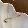 Colar Quadrado de Aço Inoxidável com Design de Nicho Transfronteiriço para Mulheres, Colar de Aço Titânio Estilo Europeu e Americano com Diamante Colorido