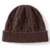 Gorro de cachemira para mujer, suave y cálido, diseño simple, nuevo estilo otoño/invierno, moderno y versátil, gorro de punto casual, adecuado para ciclismo y clima frío