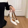 Zapatos de Tacón Alto Estilo Francés para Mujer, Zapatos Mary Jane Negros Minimalistas Retro con una Sola Correa, 2026, Adecuados para Combinar con Faldas, Zapatos de Tacón Grueso de una Sola Correa