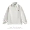 Versão coreana de outono do suéter com gola alta de bordado simples com zíper e zíper, blusa esportiva casual solta e moderna para jovens