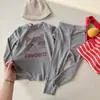 Conjunto de pijama macio para meninas de primavera: Conjunto de duas peças: camiseta básica de manga comprida infantil + calça legging elástica