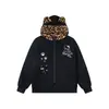 Cárdigan con Bordado de Pata de Perro Estilo Japonés Estampado de Leopardo para Mujer Invierno 2025 Nuevo Acolchado Engrosado Holgado Abrigo de Algodón