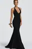 Vestido de noche largo sirena con cuello halter en V, tiras cruzadas en la espalda, fruncido, cola, corte ajustado, vestido largo de gala