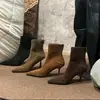 Botas Curtas Chuyuji Estilo Coreano Retrô Camurça Bico Fino Salto Agulha para Mulheres, Outono e Inverno Vintage Elásticas Versáteis Slim Fit