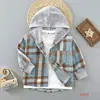 Camisa de manga larga para niños Cuadros ropa de primavera y otoño para bebé top cárdigan de camisa para niños estilo occidental con capucha para primavera y otoño