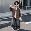 Jaqueta de Primavera Infantil para Meninos 2026 Novo Estilo Jaqueta Baseball Estampa de Leopardo para Crianças Pequenas Jaqueta da Moda de Primavera Legal para Meninos Pequenos