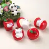 Accesorios de resina para manualidades de dibujos animados: Pinzas para el pelo, hebillas de zapatos, llaveros, colgantes y accesorios de gel de crema de gato manzana roja 3D