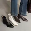 Botas Elásticas Adelgazantes Estilo Coreano Temperamento Mujer Estatura Baja con Faldas Punta Fina Tacón Grueso Versátiles para el Trabajo Tacón Medio Moda Botines