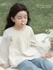 Wulibu YiPersonalizadoCamisa de Boneca Estilo Palácio Francês para Meninas Outono Camisa de Renda Tridimensional Tendência