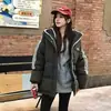 Chaqueta Corta de Algodón con Relleno 2026 Nuevo Estilo Engrosada Oversize Estudiante Mujer Abrigo de Algodón Chaqueta Acolchada de Algodón Holgada Ropa de Abrigo de Invierno Moderna