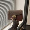 Bolsa Quadrada Pequena de Nicho Estilo Francês 2026 Verão Nova Retro Simples Moda Bolsa Quadrada Pequena Tendência Bolsa de Ombro Bolsa Transversal