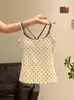 Camiseta Regata Feminina Estampada Floral Picante Falsa Duas Peças Verão Nova Chegada Belo Design nas Costas Sensualidade Pura Temperamento com Bojos Top