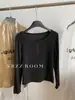 22,3% Algodão Gola Henley Botão Escondido Ombro Direito Camiseta Básica para Mulheres Estilo Coreano Fio Interno Manga Longa Tendência Outono e Inverno 2025