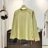 Camiseta de manga longa seca rápido e fresca para homens e mulheres, novo design de verão esportivo com gola redonda e cores contrastantes, camiseta base moderna com proteção solar