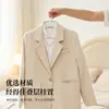 Perchero multifuncional deshumidificante, desodorizante y repelente de insectos, portátil y desmontable, para uso doméstico, armario y almacenamiento de ropa; incluye una barra desodorante