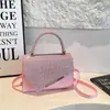 Design de Nicho Bolsa Quadrada Pequena de Mão de Luxo Leve Novo Estilo Outono/Inverno 2026 Bolsa de Ombro Versátil da Moda Bolsa Transversal Estilosa