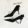 326-AH36M Zapatos de banquete de moda coreana para mujer, de tacón alto, fino, de boca baja, con punta puntiaguda y lazo hueco lateral.