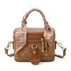 Bolso de Mano Exquisito y de Moda Tipo Caja para Mujer 2025 Nueva Moda Bolso Cruzado Versátil con un Toque de Lujo para Salidas