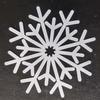 Posavasos de cartón decorativo con forma de copo de nieve, de color blanco, hueco, de 250 g, para fiestas navideñas y el hogar, en stock.