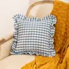 Cojín de cintura con volantes estilo pastoral a cuadros pequeños retro, algodón lavado a cuadros con bordes festoneados, funda de cojín para sofá para sala de estar