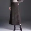 Falda de sarga de lana retro línea A para mujer, nuevo estilo Otoño 2026, falda larga holgada que estiliza, falda simple acampanada, moderna