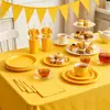 En Stock Color Sólido Tema Amarillo Decoraciones para Fiesta de Cumpleaños Vajilla Desechable Platos de Papel, Cuchillos, Tenedores, Cucharas, Manteles y Suministros