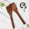 Suministro de fábrica creativo nuevo Ke Mu pala inclinada hogar cocina vajilla de madera utensilios de cocina antiadherentes venta al por mayor