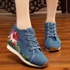 Tênis de Lona Novos de Pequim Antigo Primavera 2020 Tênis com Aumento Interno de Altura Estilo Étnico Sapatos de Salto