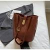 Bolsa de Ombro Estilo Retro Tendência para Mulheres 2026 Novo Estilo Color-Blocking Textura Design Tendência Pequena para Trabalho Ombro Transversal