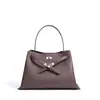 Couro Bovino de Primeira Camada 2026 Novo Modelo Fivela de Fecho Simples de Alto Valor Bolsa Pequena Moda Feminina Bolsa Transversal Bolsa de Mão Tendência