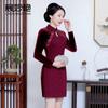 Chen Miaoyan vestido de terciopelo de nueva tendencia para mujer 2024 talla grande vestido de madre cheongsam mejorado fabricantes venta al por mayor