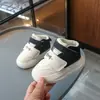 Tenis para niños 2025 Primavera y Otoño Nuevo Estilo Zapatos Casuales de Lona de Caña Alta para Niños Zapatos Blancos de Suela Suave para Bebé para Niñas