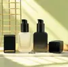 Botella de vidrio cuadrada de 30 ml para base de maquillaje líquida BB cream, disponible en stock, botella dispensadora tipo prensa para loción y esencia, material de empaque cosmético botella dispensadora