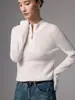 Elegante y refinado suéter fino de lana hilada fina, suave y amigable con la piel, transpirable, adecuado para el uso diario de mujer, se puede usar tanto por dentro como por fuera, top de punto de color liso