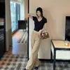 Camiseta de algodón para mujer, color albaricoque lechoso, hombro normal, manga corta, cuello en V, para verano, corte ajustado, chic, capa interior con escote corazón
