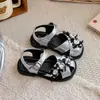 Sandalias con Diadema para Niñas 2026 Verano Nuevo Estilo para Niños Pequeños, Medianos y Grandes Niñas Pequeñas Elegantes Sandalias de Princesa Color Sólido con Lazo
