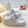 Sapatos de verão EVA Birkenstock perfurados fofos florais gatinho pequeno femininos para atividades ao ar livre sola grossa leve respirável chinelos com biqueira fechada